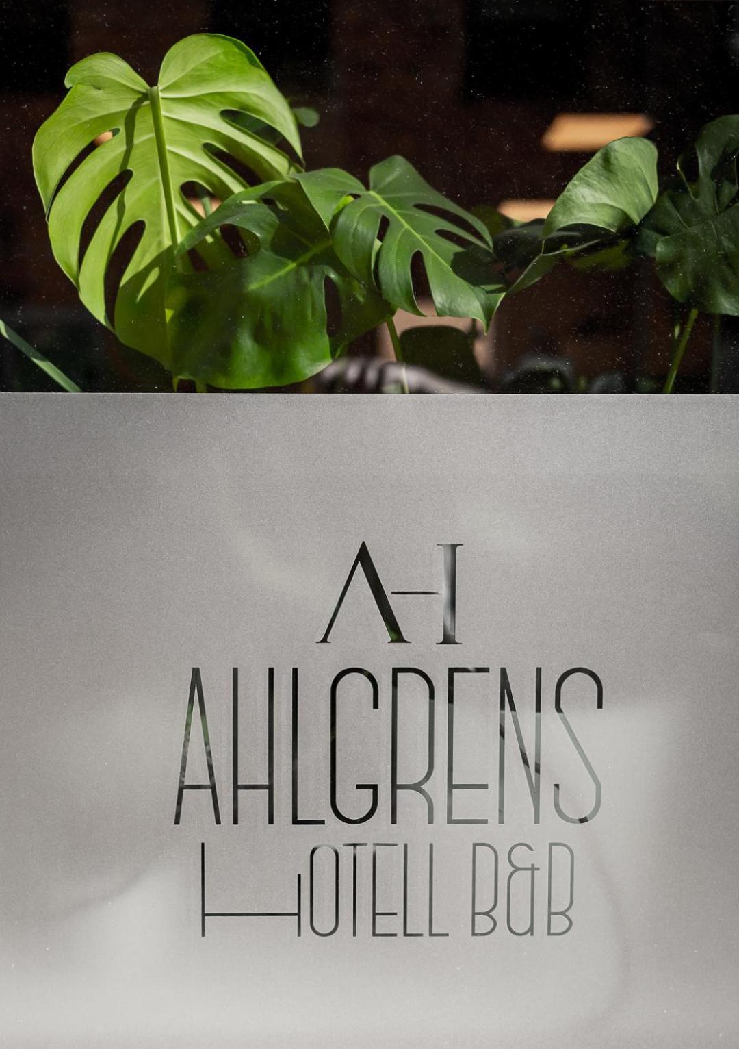 Ahlgrens Hotell Bed & Breakfast Евле Экстерьер фото